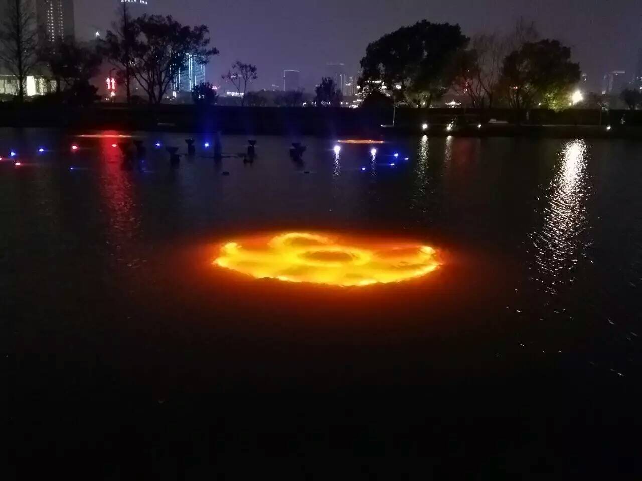 蓮花燈實(shí)際效果圖 蓮花燈實(shí)際效果圖